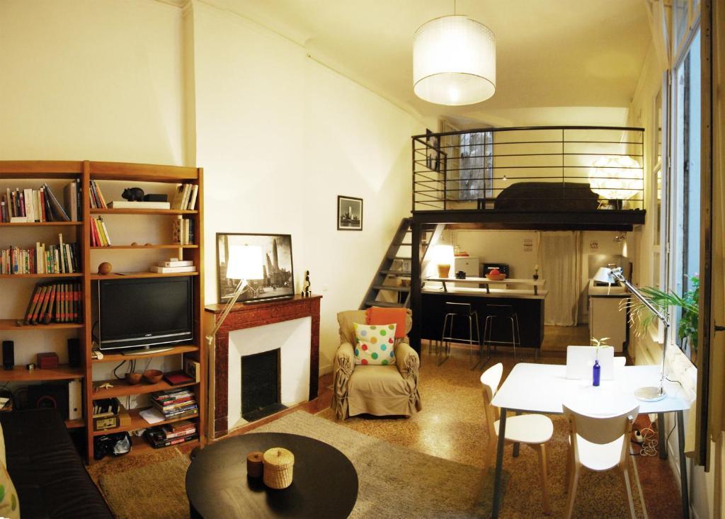 La Suite Du Jeune Homme มงต์เปอลิเยร์ ภายนอก รูปภาพ
